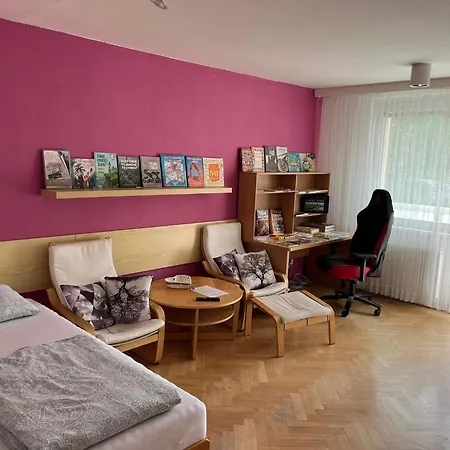 דירה Ubytovani V Soukromi S Infrasaunou, Bezeckym Pasem A Cyklotrenazerem